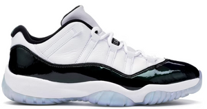 Jordan 11 Retro Low ridescent